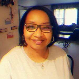 Meet your Posher, Regina